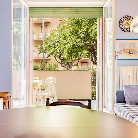 Appartamento Palm House Marina dʼAndora