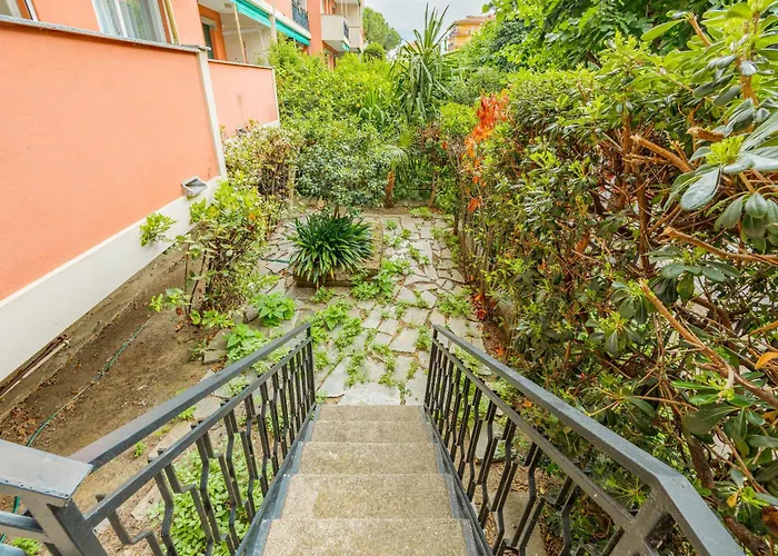 Palm House * Marina dʼAndora